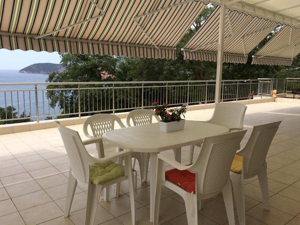Apartment Superseaview سوتوموري الغرفة الصورة
