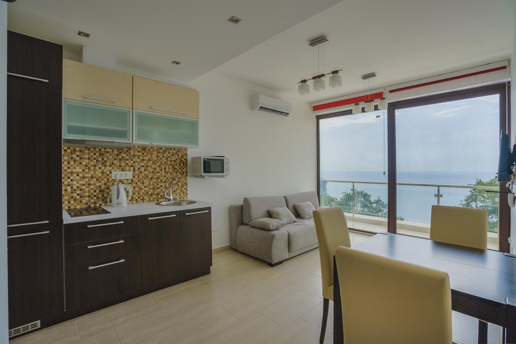 Apartment Superseaview سوتوموري الغرفة الصورة
